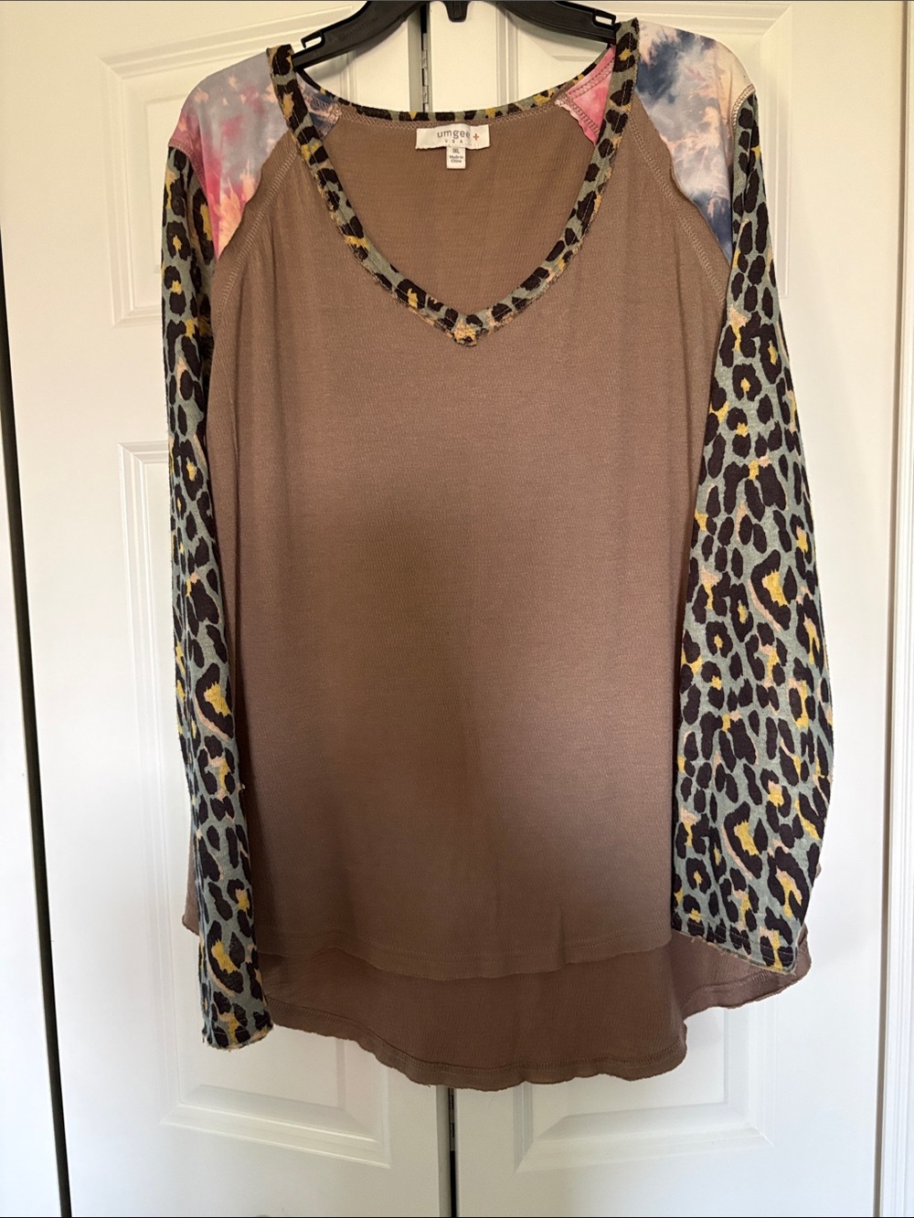 Umgee Brown Waffle Knit Top with Leopard Sleeves and Tie-Dye Shoulder Detail